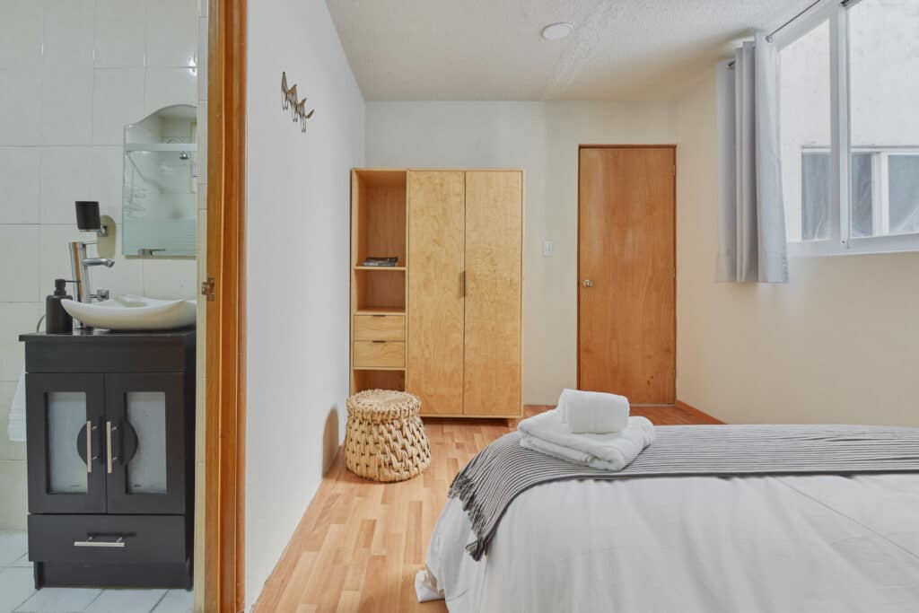 Renta_Cuarto_Coliving_Condesa_Amatlan_CDMX_Cama_matrimonial, Renta_Cuarto_Coliving_Condesa_CDMX_Arte, Renta_Cuarto_Coliving_Condesa_CDMX_Cocina_amplia, Renta_Loft_Coliving_Condesa_Amatlan_CDMX_Baño_Privado, Renta_Cuarto_Amueblado_Coliving_Condesa_Amatlan_CDMX, Renta_Cuarto_Coliving_Condesa_Amatlan_CDMX_Baño_Privado, Renta_Cuarto_Coliving_Condesa_Amatlan_CDMX_Cama_matrimonial, Renta_Cuarto_Coliving_Condesa_Amatlan_CDMX_Cama_matrimonial, Renta_Cuarto_Coliving_Condesa_Amatlan_CDMX_Cama_matrimonial